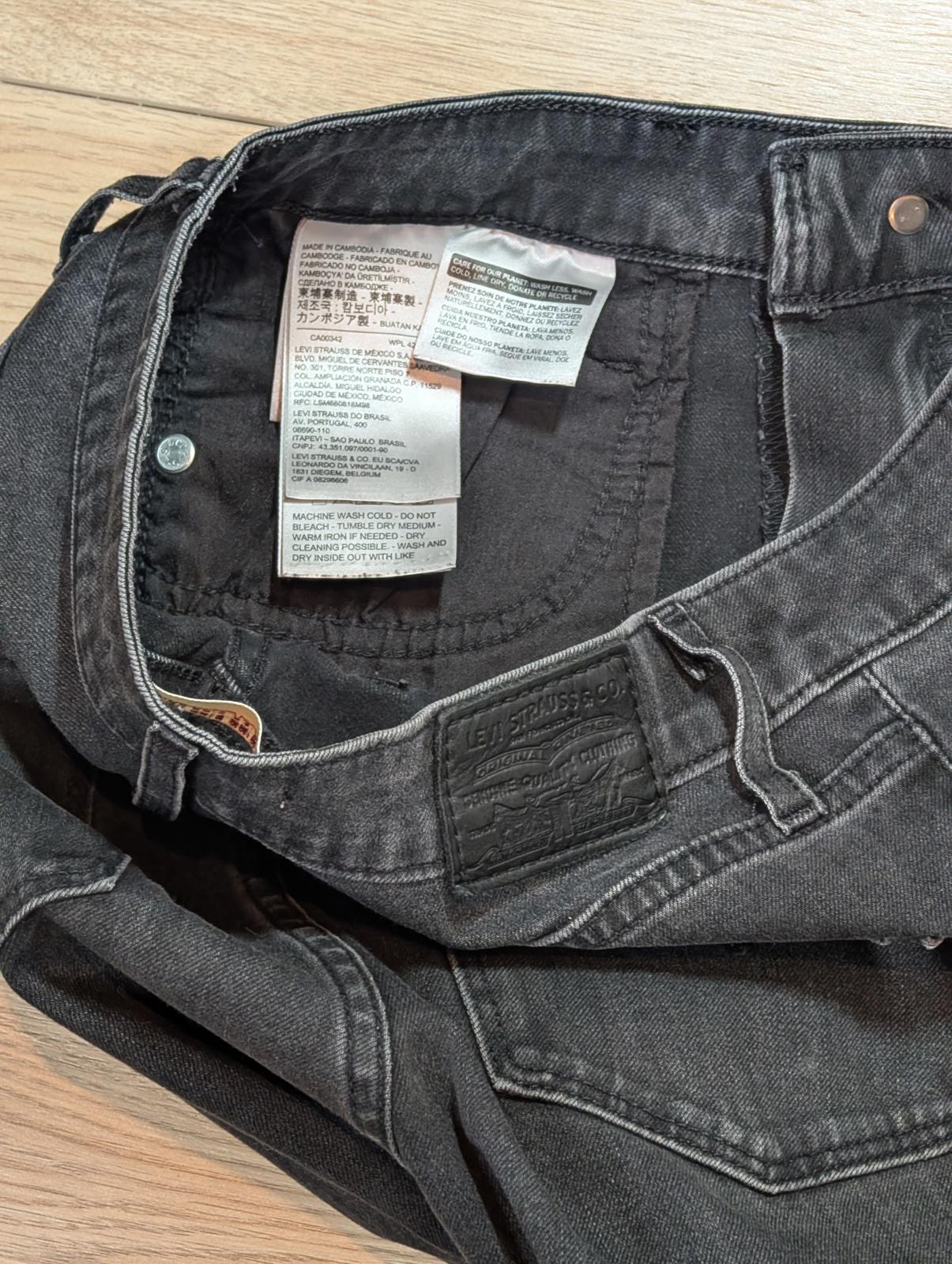 Levi's Women's 721 High Rise Skinny Jeans - Black - Size 26W 30L