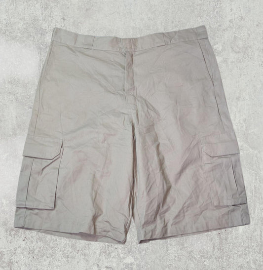Dickies Men's Loose Fit Cargo Shorts - Beige - Size 40W