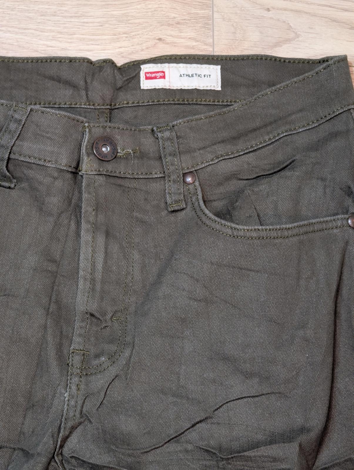 Wrangler Men's Athletic Fit Jeans - Khaki - Size 30W 32L