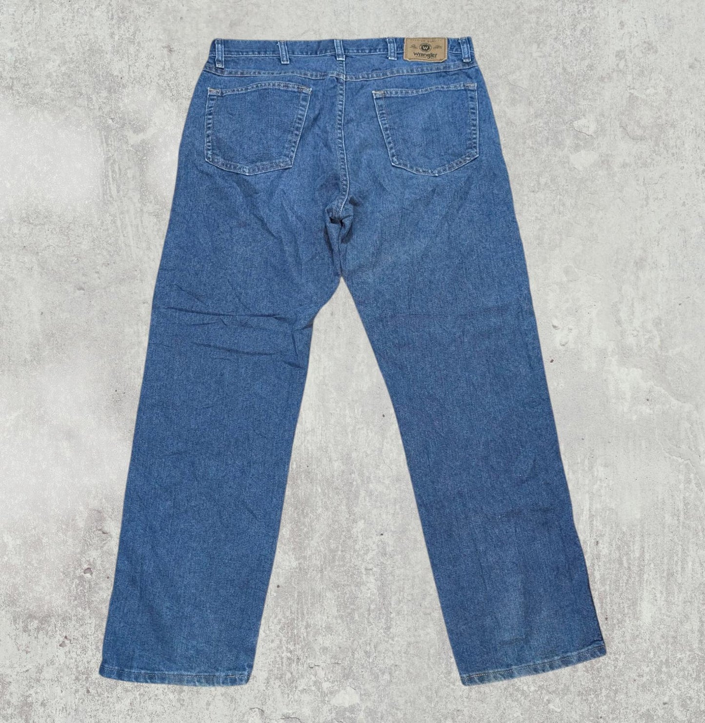 Wrangler Men's Regular Straight Jeans - Blue - Size 36W 30L