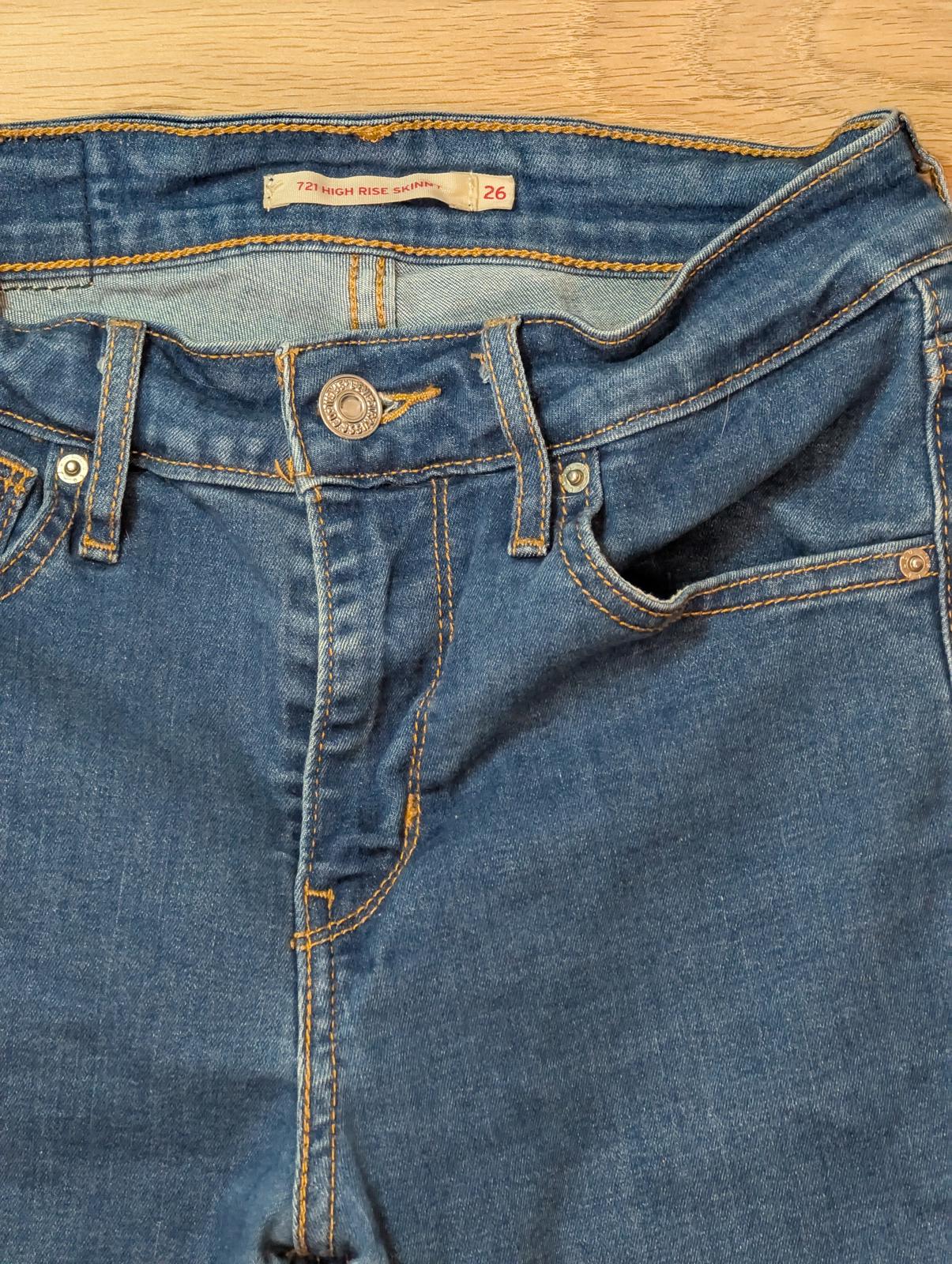 Levi's Women's 721 High Rise Skinny Jeans - Blue - Size 26W 30L