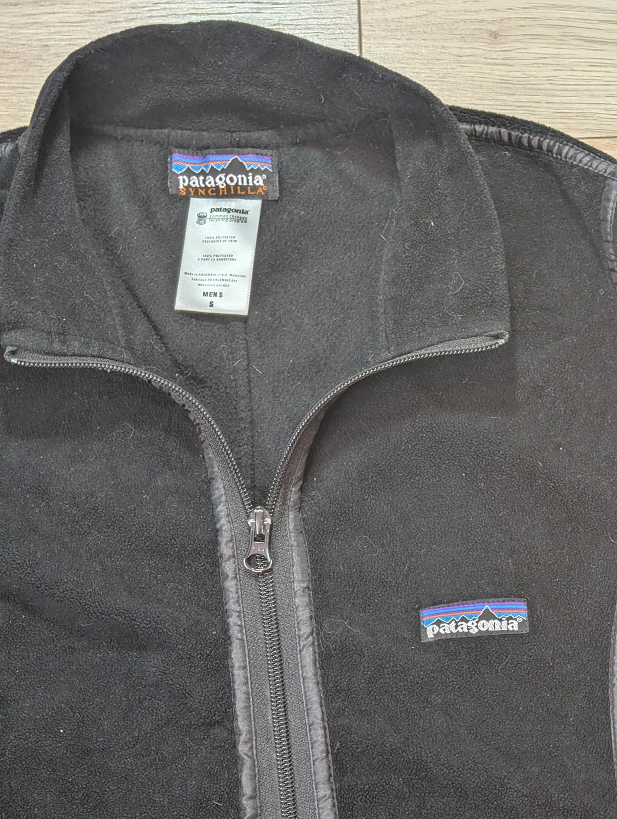 Patagonia Men's Fleece Jacket - Black - Size Small
