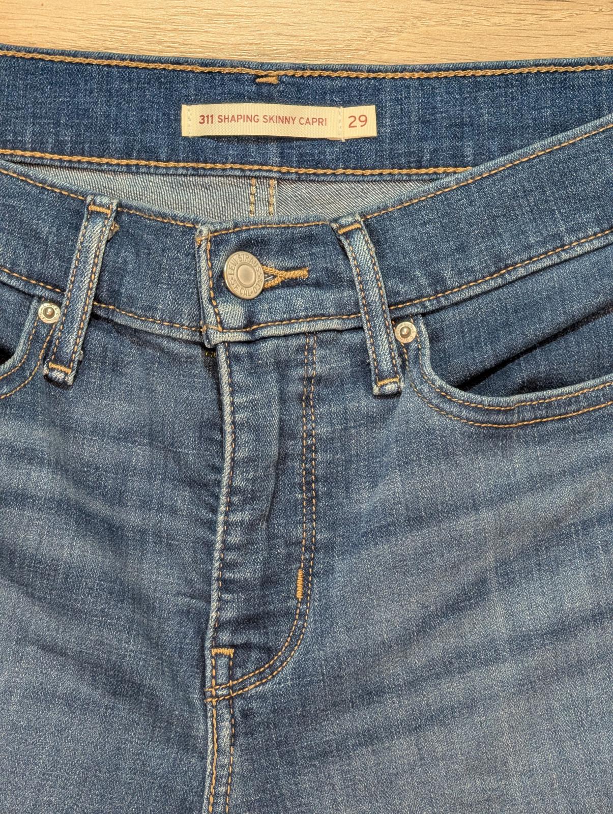 Levi's Women's 311 Shaping Skinny Capri Jeans - Blue - Size 29W 22L