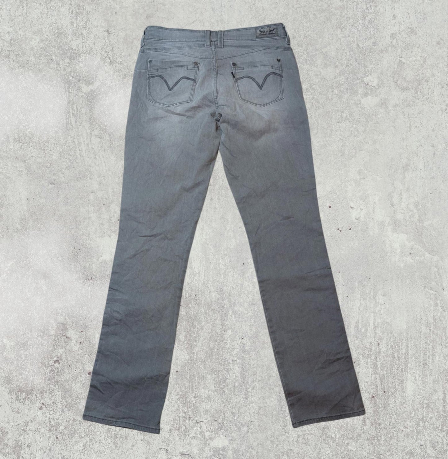 Levi's Women's Flatters & Flaunts Skinny Jeans - Grey - Size 28W 32L