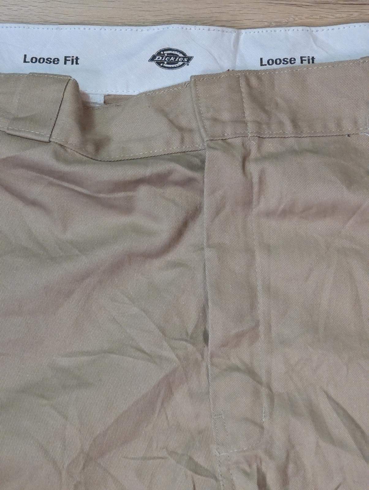 Dickies Men's Loose Fit Cargo Shorts - Beige - Size 40W