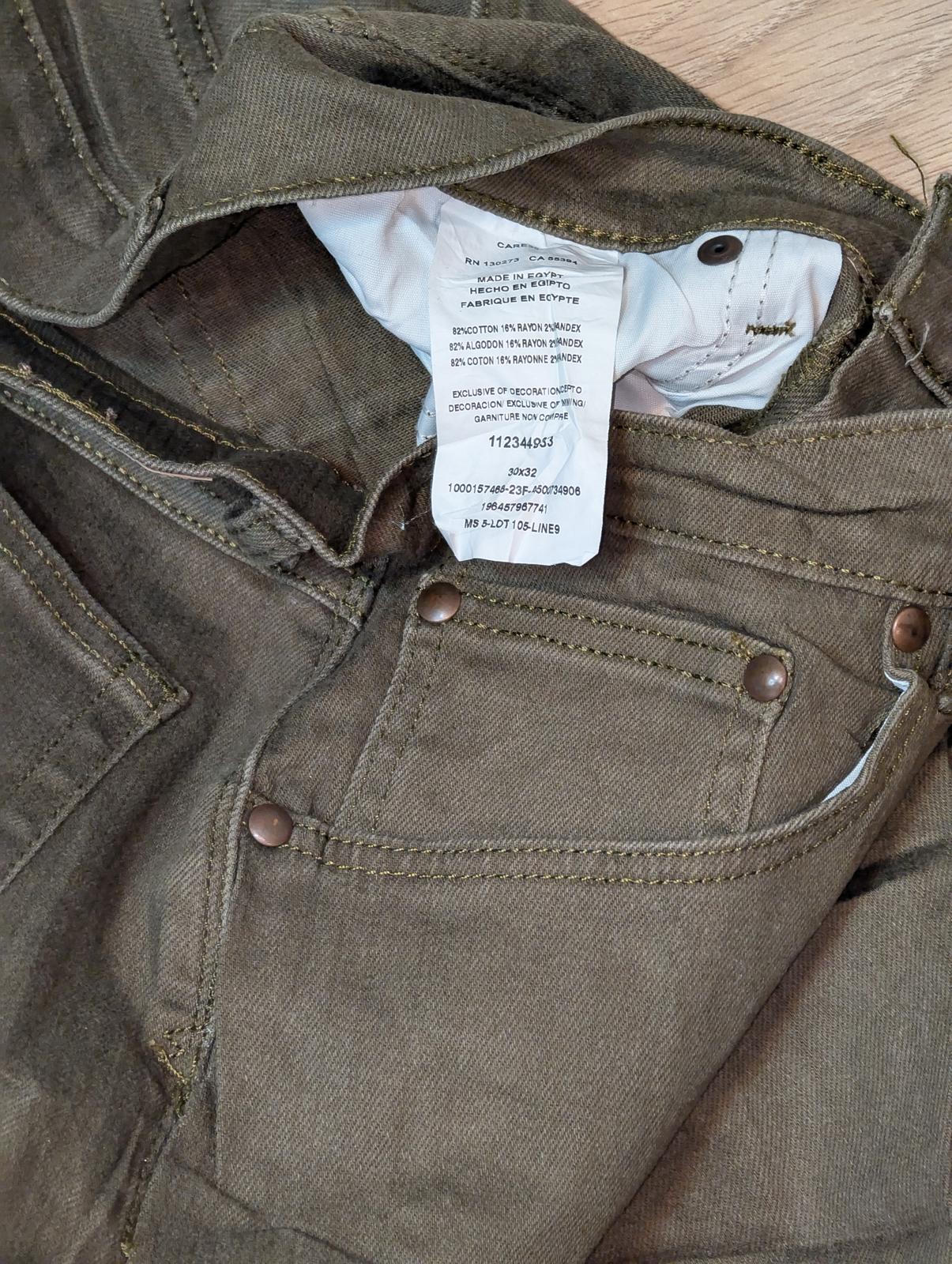 Wrangler Men's Athletic Fit Jeans - Khaki - Size 30W 32L
