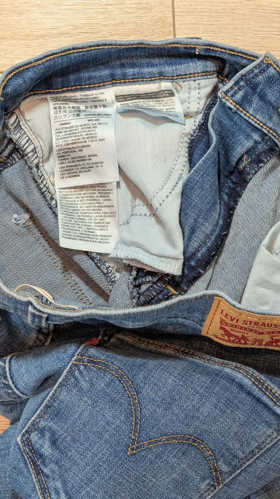 Levi's Women's Slimming Slim Jeans - Blue - Size 29W 30L