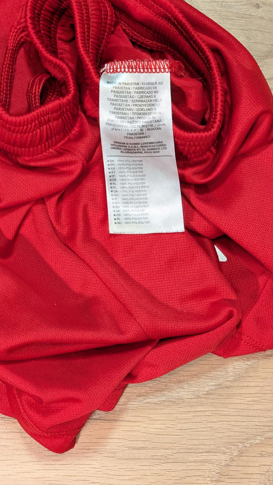 Umbro Men's Shorts - Red - Size Small
