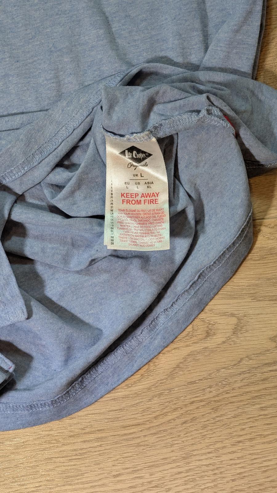 Lee Cooper Men's T Shirt - Blue - Size Large