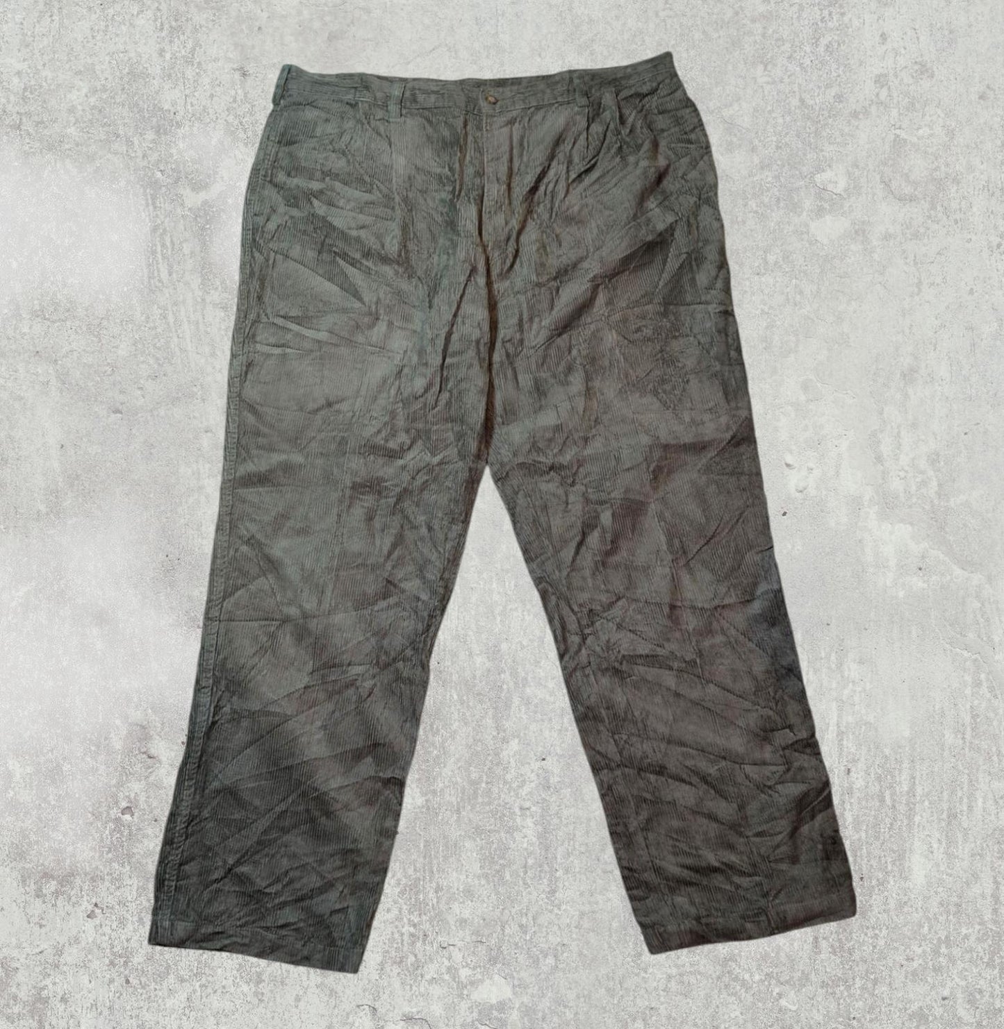 Woolrich Men's Corduroy Trousers - Green - Size 40W 32L