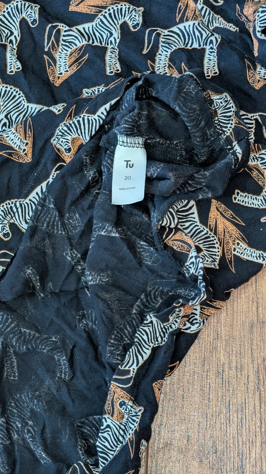 Tu Women's Zebra T Shirt - Black - Size 20