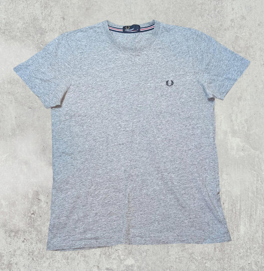 Fred Perry Men's T Shirt - Grey - Size Small
