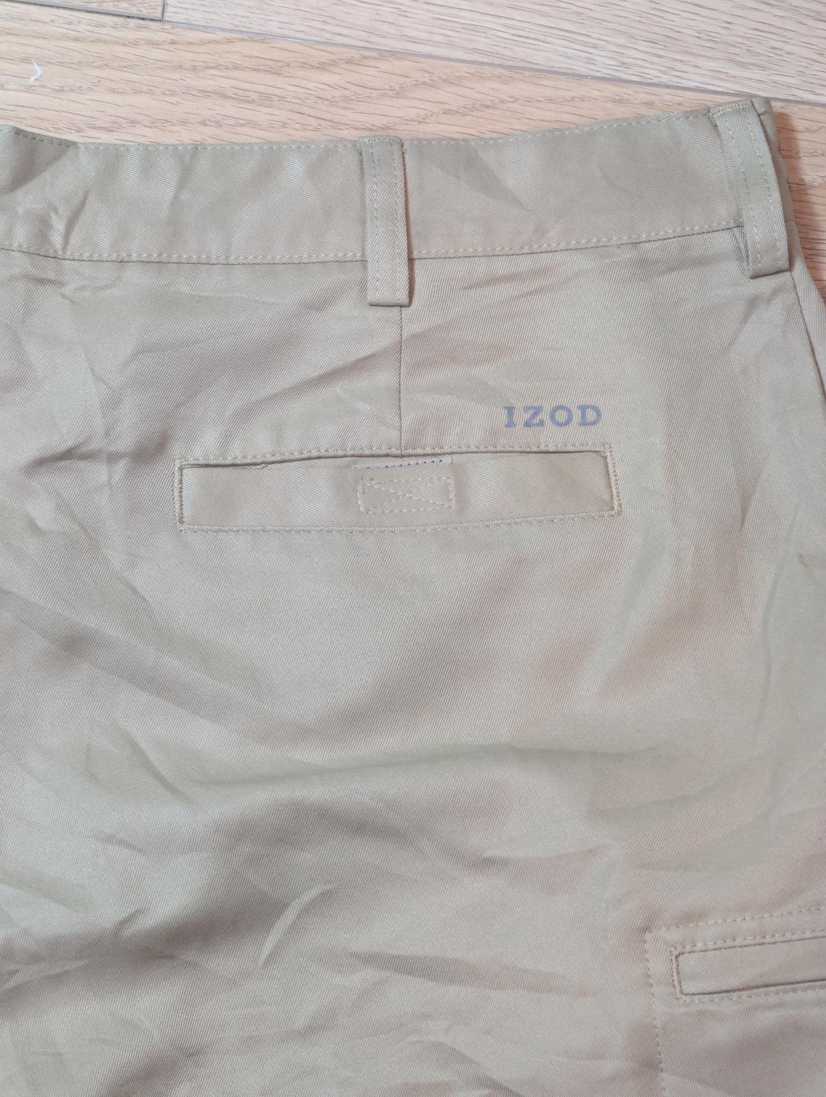 Izod Men's Golf Shorts - Beige - Size 40W