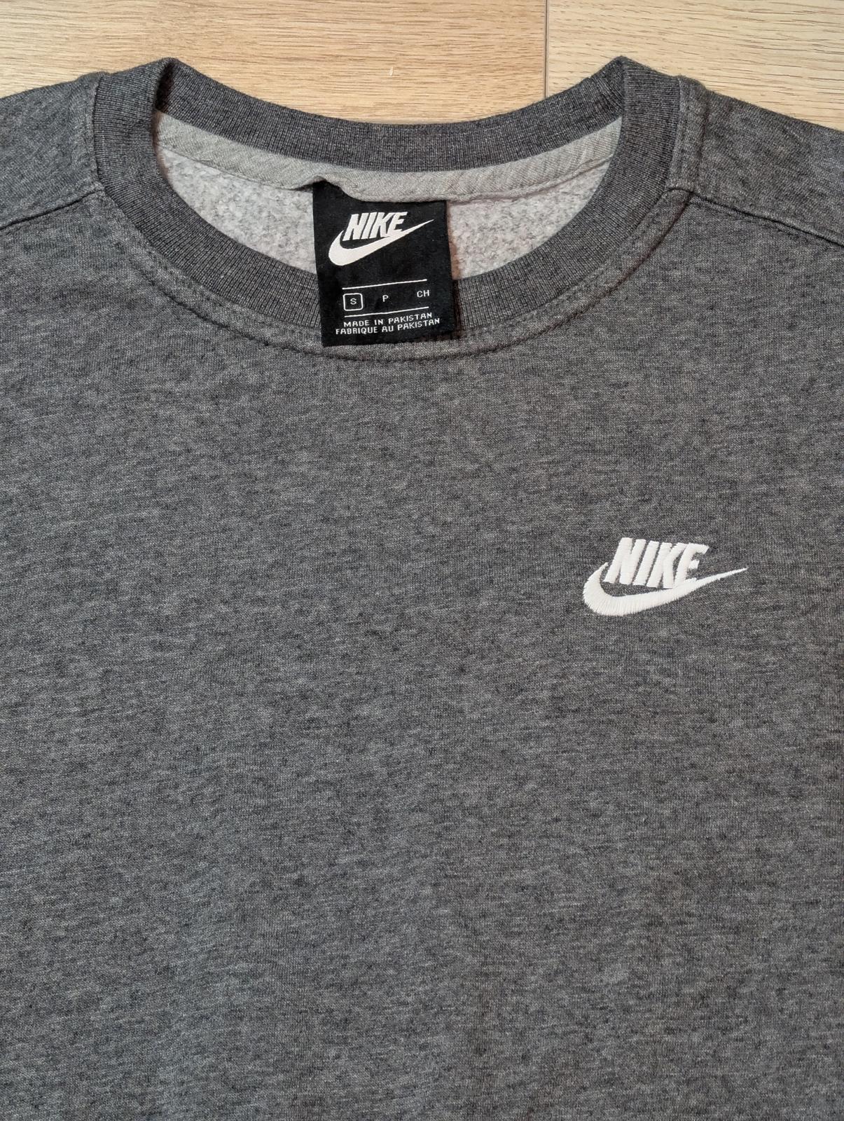 Nike Men's Sweatshirt Jumper - Grey - Size Small