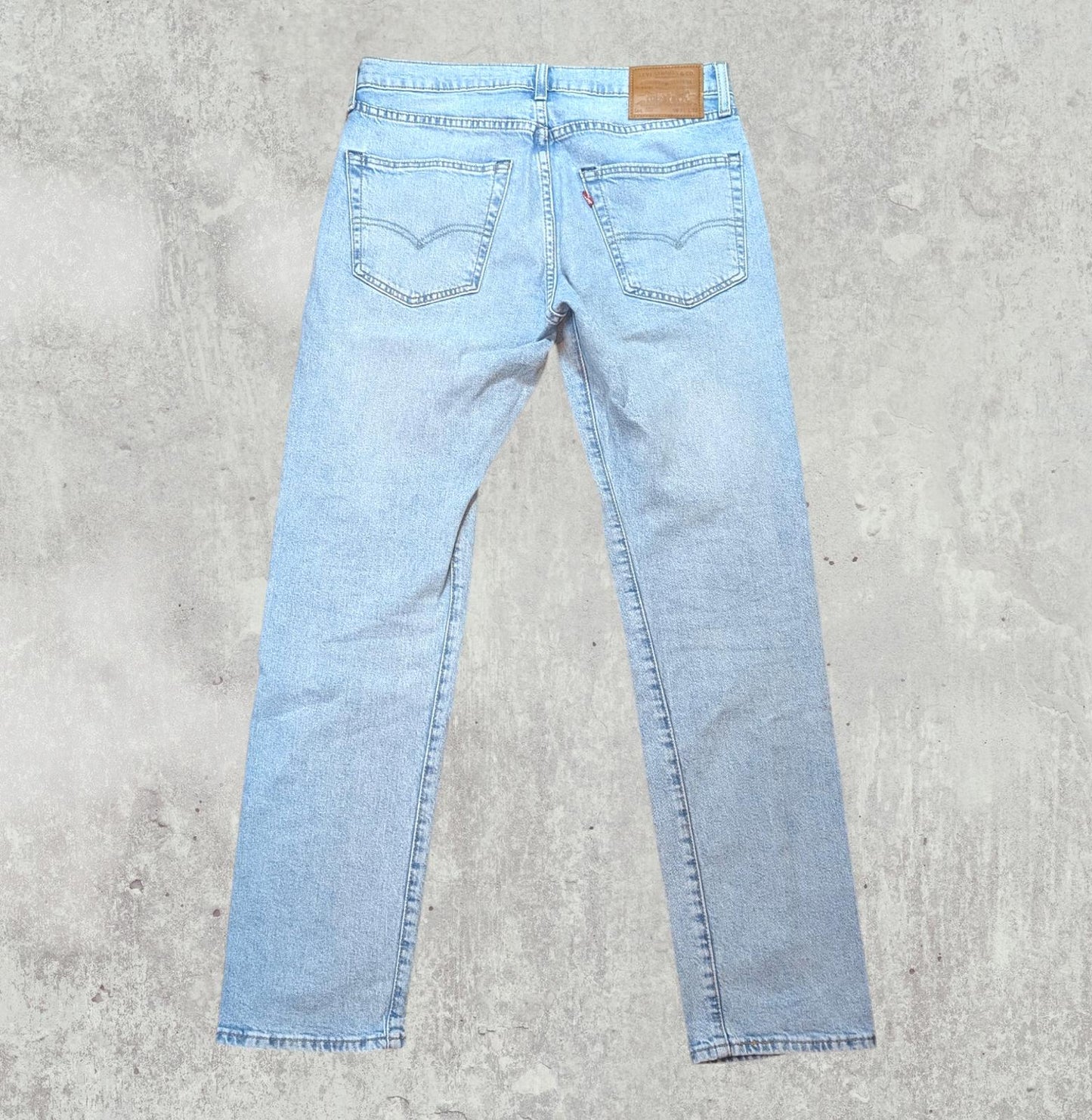 Levi's Men's 502 Tapered Jeans - Blue - Size 31W 32L