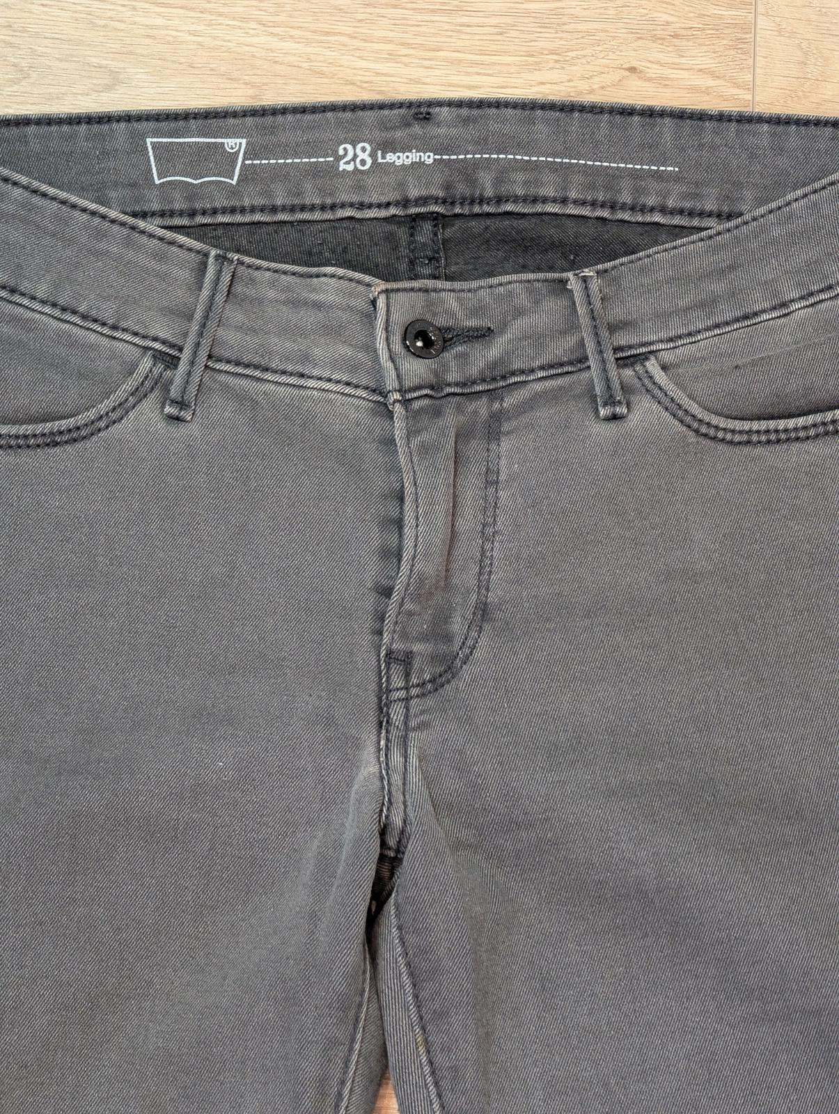 Levi's Women's Legging Jeans - Grey - Size 28W 29L