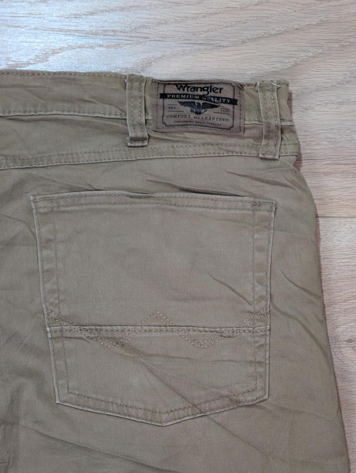 Wrangler Men's Slim Straight Chino Trousers - Tan - Size 36W 30L