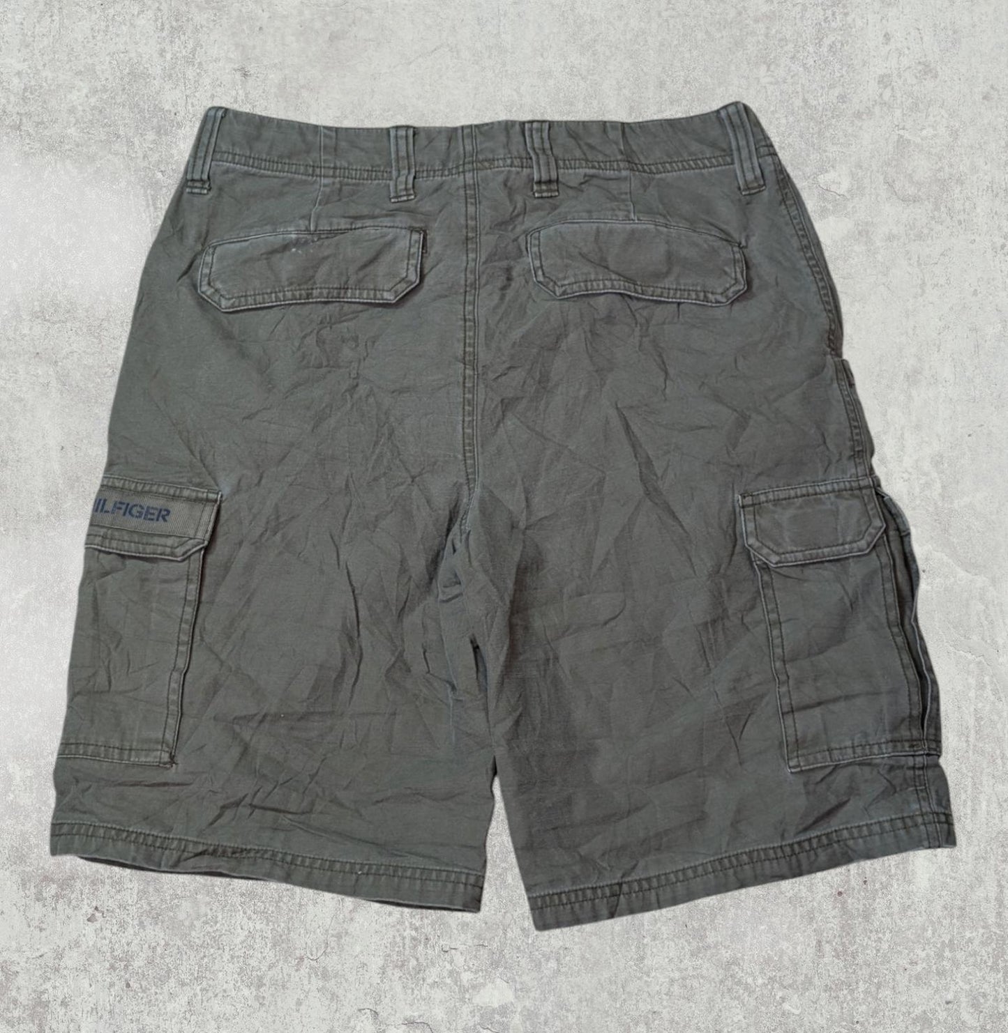 Tommy Hilfiger Men's Cargo Shorts - Green - Size 30W