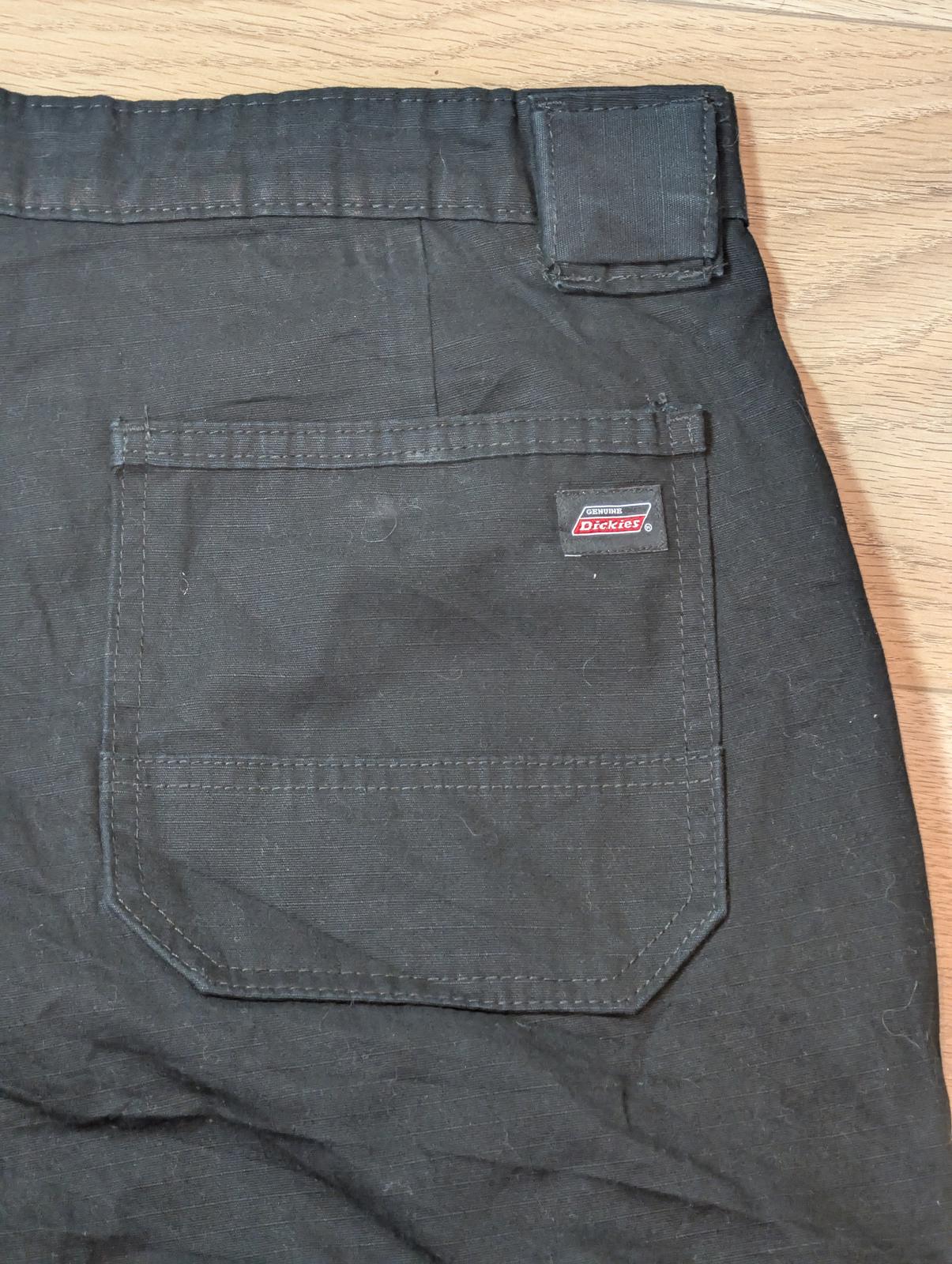 Dickies Men's Cargo Shorts - Black - Size 40W