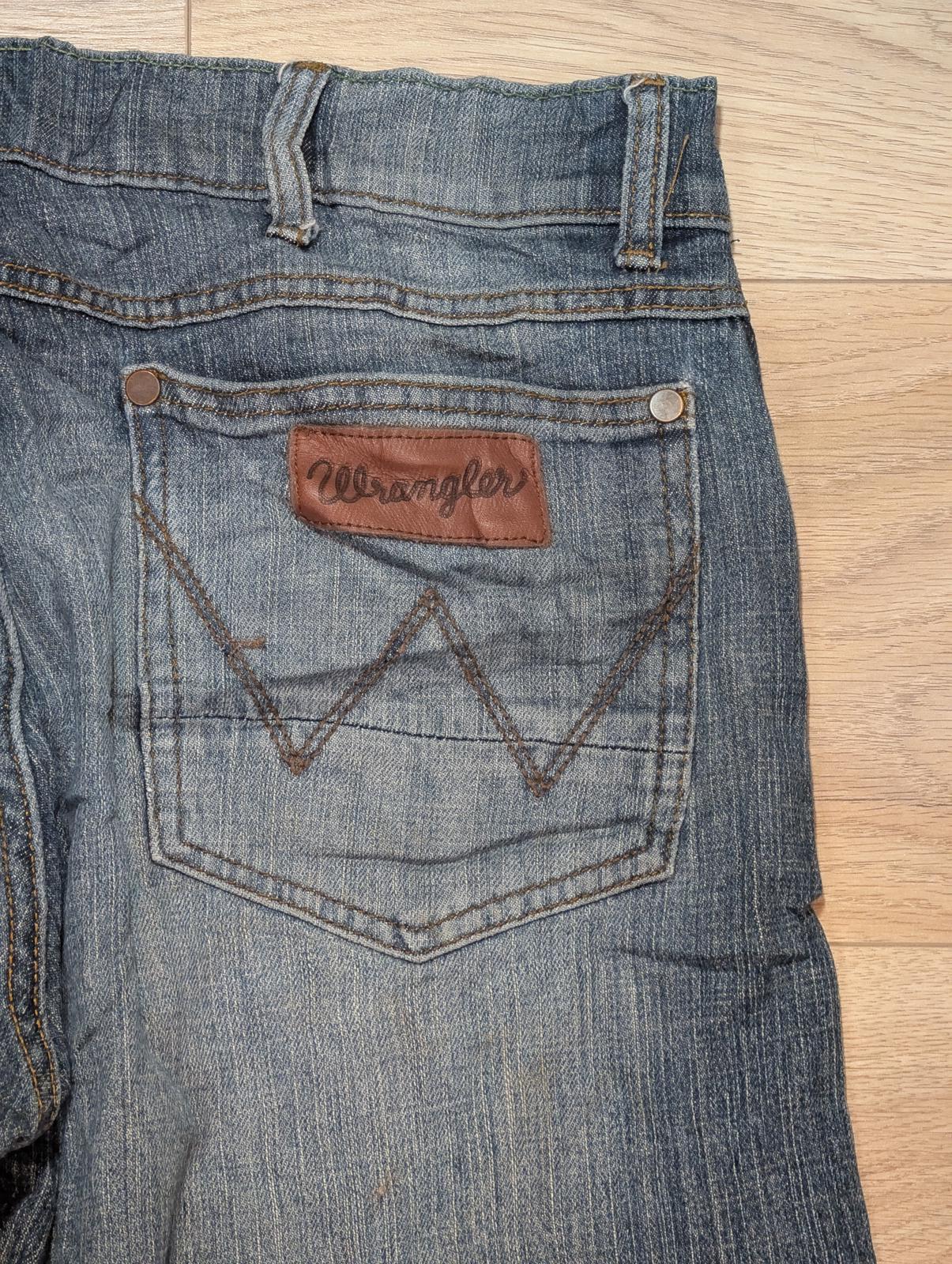 Wrangler Men's Slim Straight Jeans - Blue - Size 32W 32L