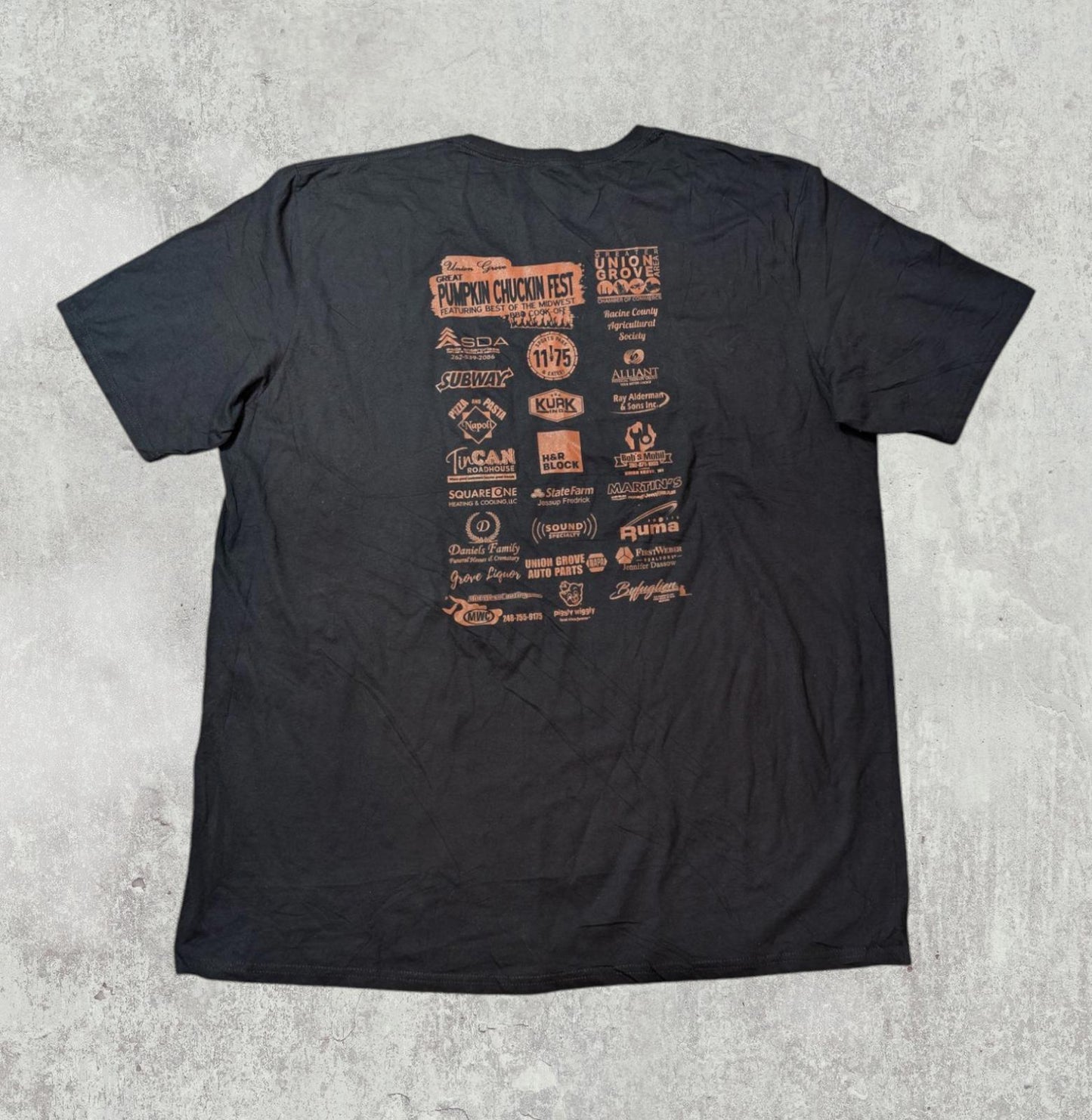Russell Athletic Men's The Great Pumpkin Chucking T Shirt - Black Size XXL