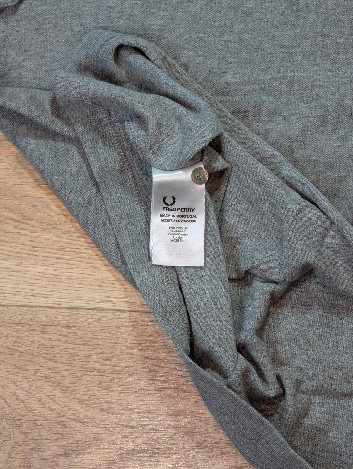 Fred Perry Men's Slim Fit Polo T Shirt - Grey - Size Large