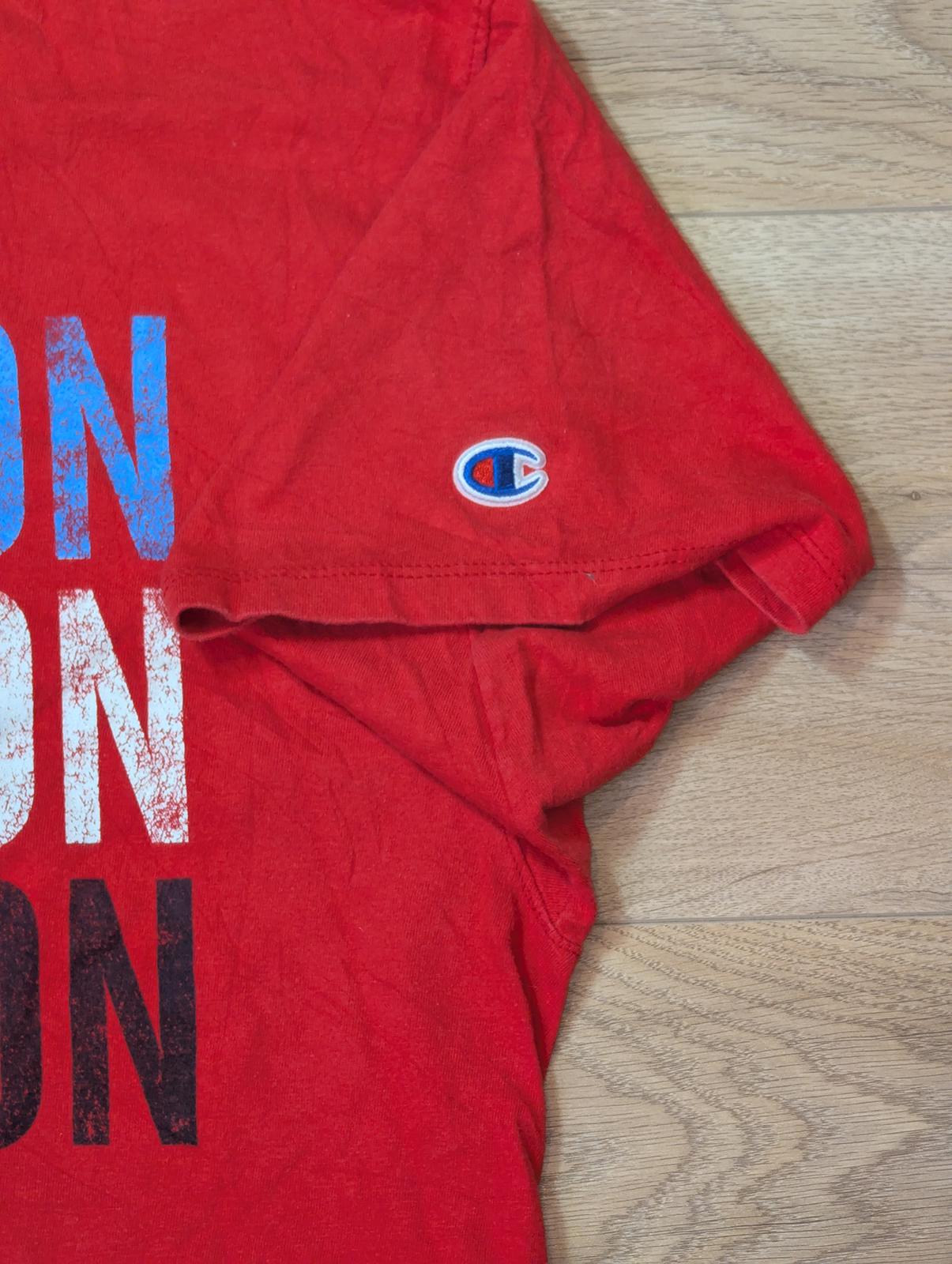 Champion Men's T Shirt - Red - Size Large
