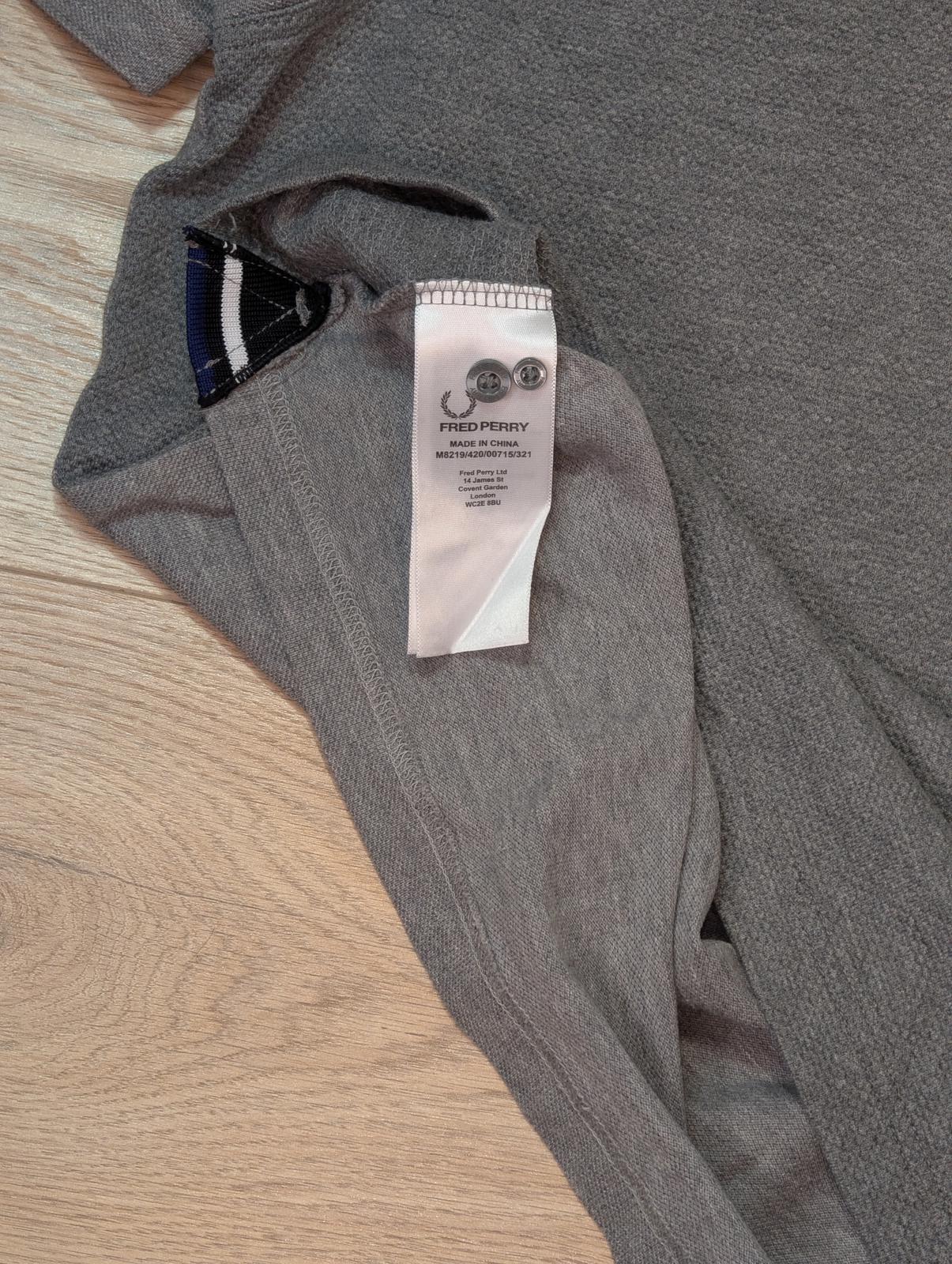 Fred Perry Men's Slim Fit Polo T Shirt - Grey - Size Medium