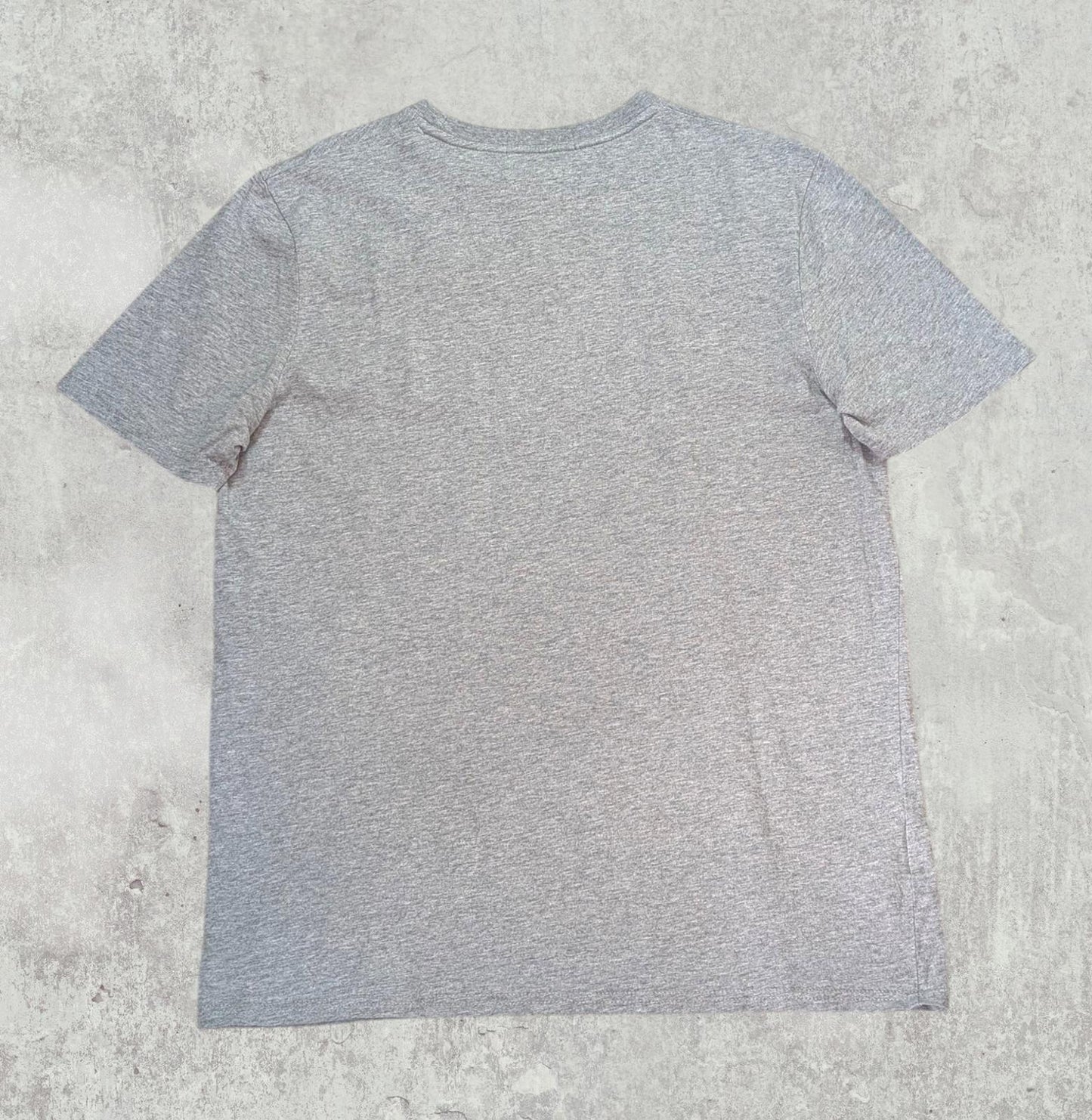Fred Perry Men's T Shirt - Grey - Size Small