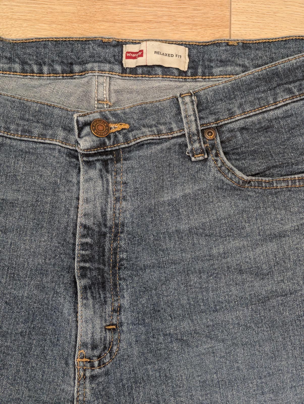 Wrangler Men's Relaxed Straight Jeans - Blue - Size 38W 30L