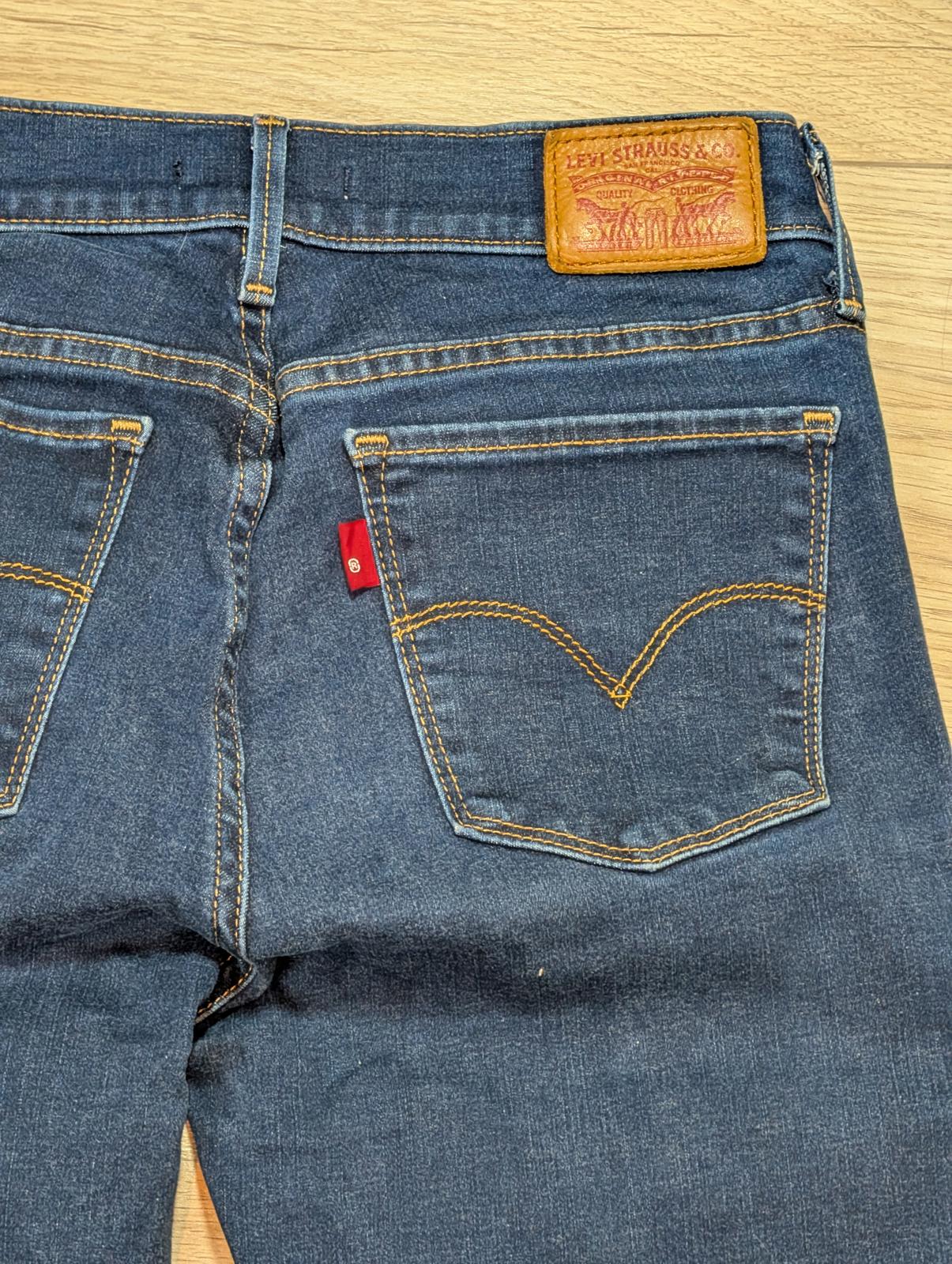 Levi's Women's 710 Super Skinny Jeans - Blue - Size 27W 32L