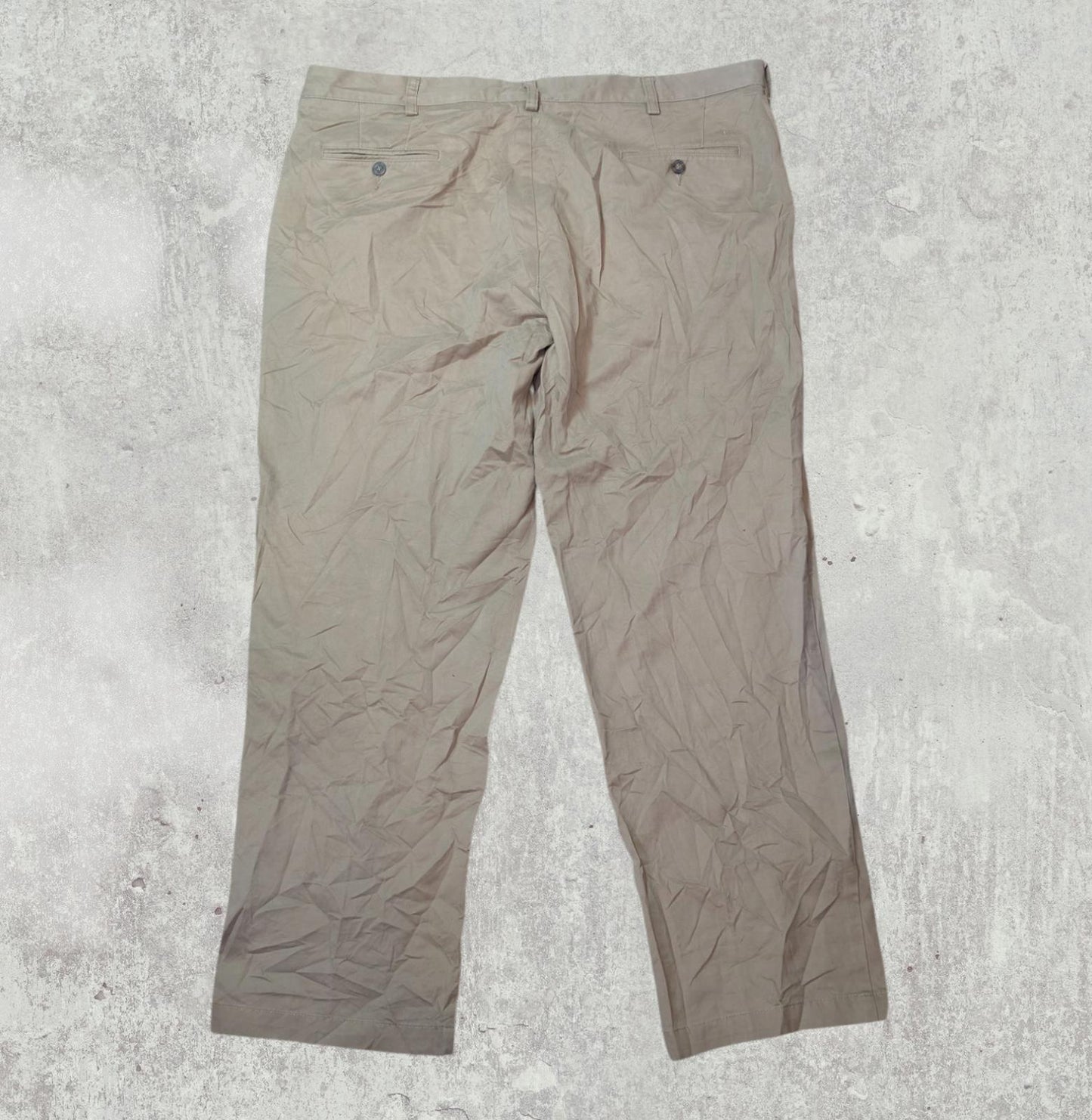 Dockers Men's D4 Relaxed Fit Chino Trousers - Beige - Size 42W 32L