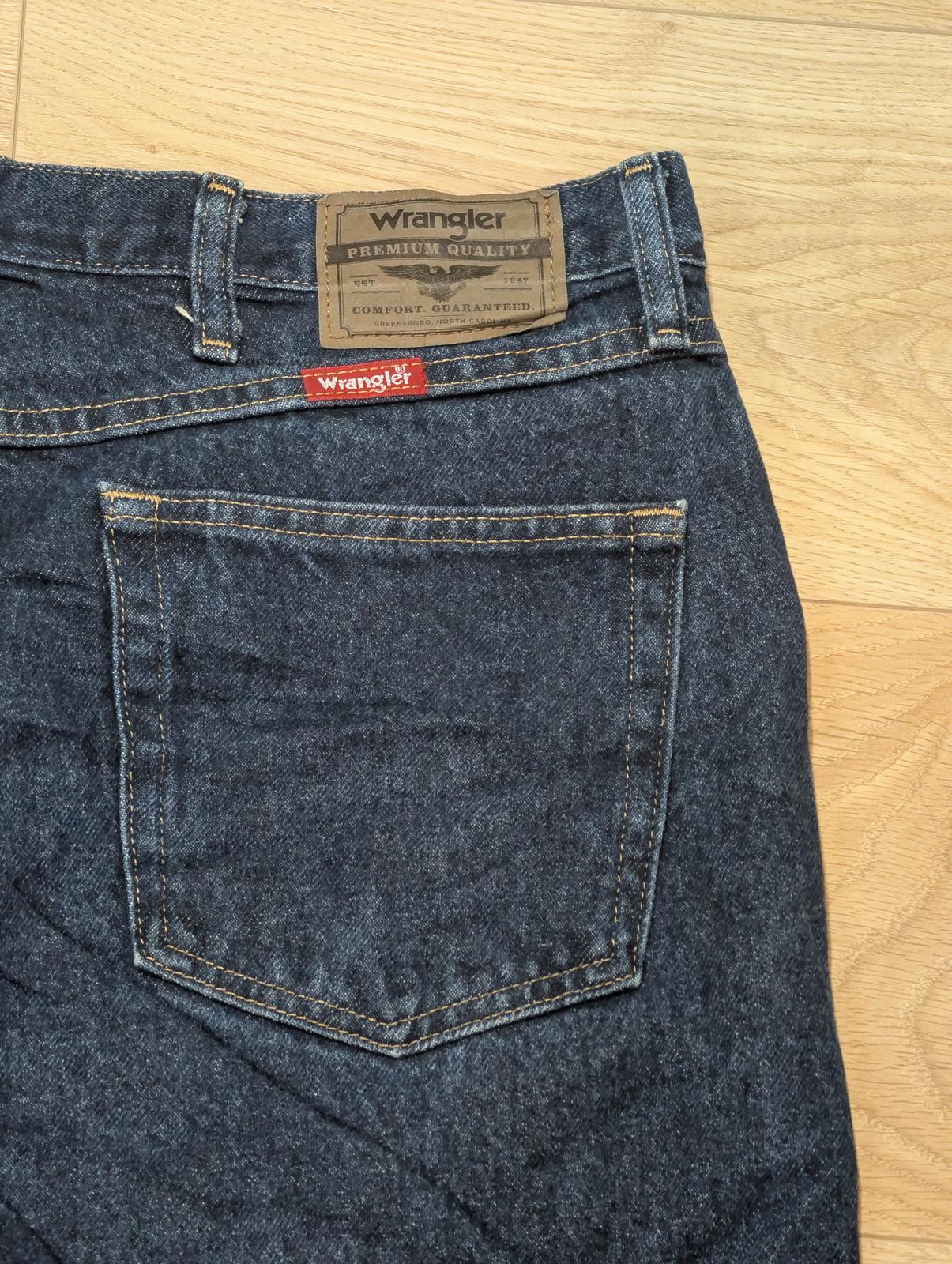 Wrangler Men's Regular Straight Jeans - Blue - Size 38W 29L