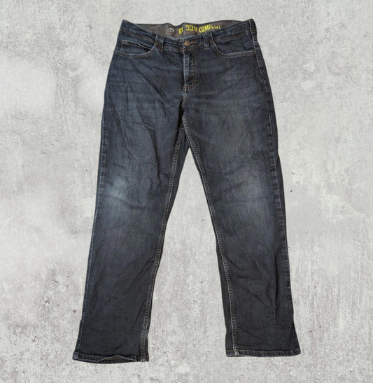 Lee Women's Extreme Comfort Straight Jeans - Blue - Size 31W 26L