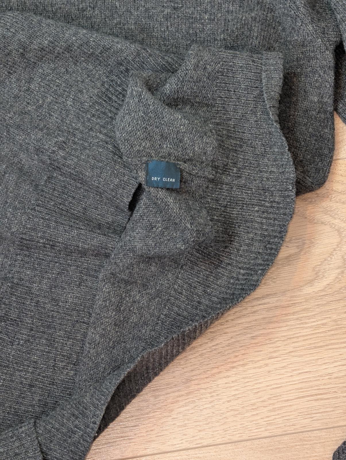 Ralph Lauren Men's V Neck Sweatshirt Jumper - Grey - Size XL