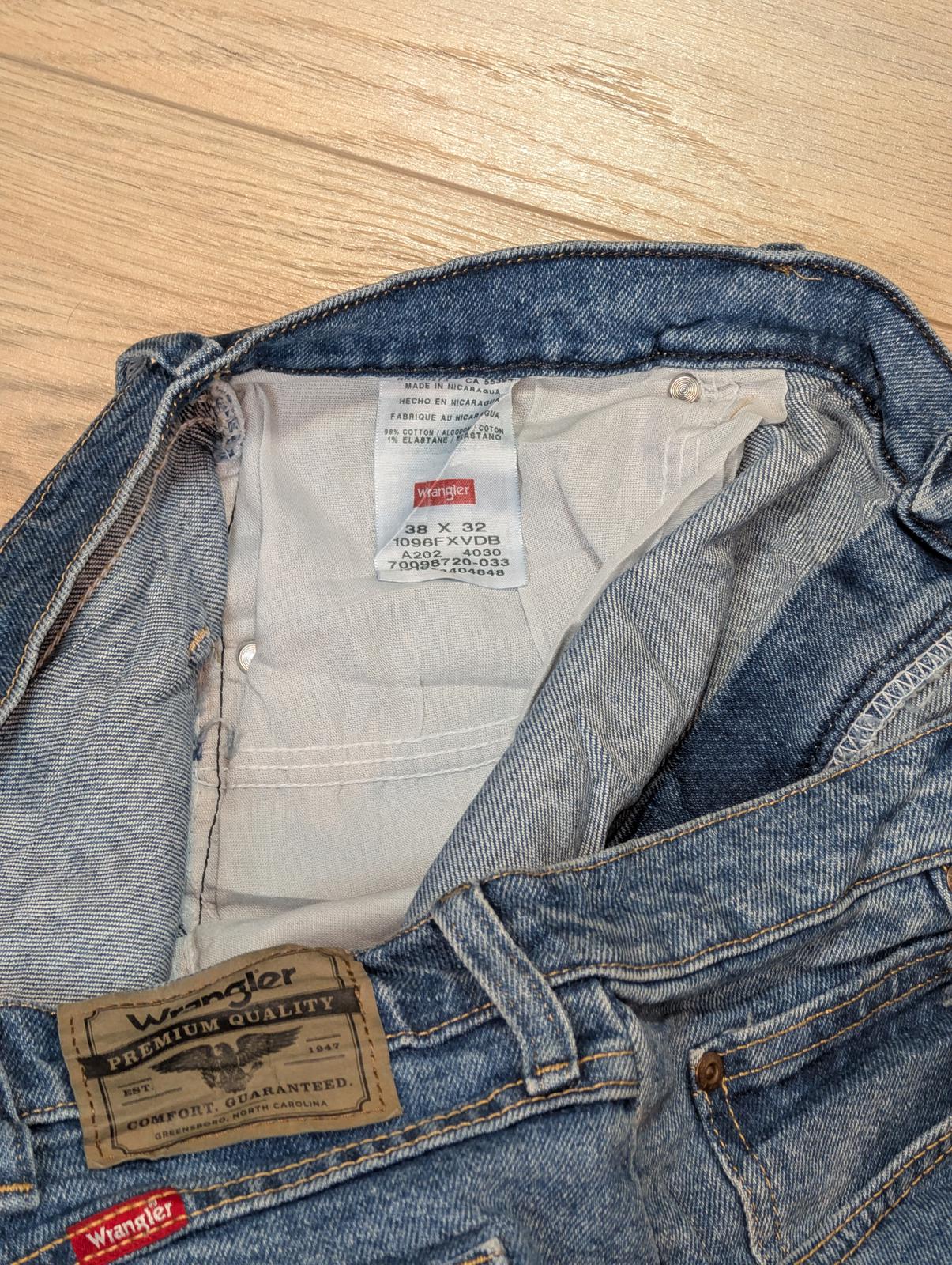 Wrangler Men's Straight Jeans - Blue - Size 38W 32L