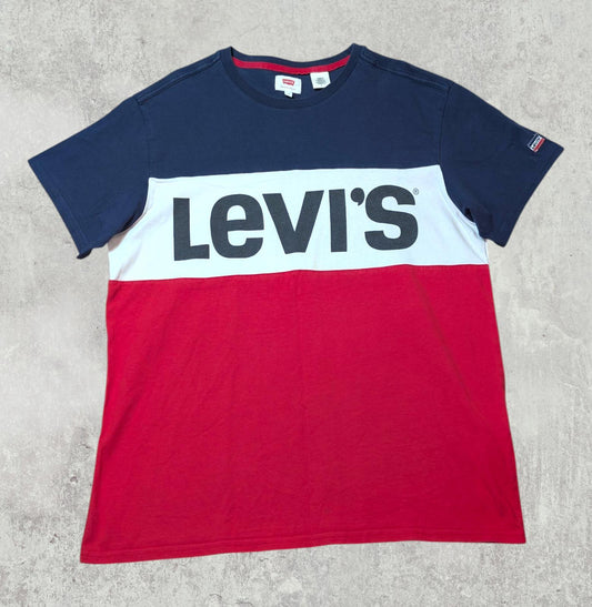 Levi's Men's T Shirt - Red - Size Medium