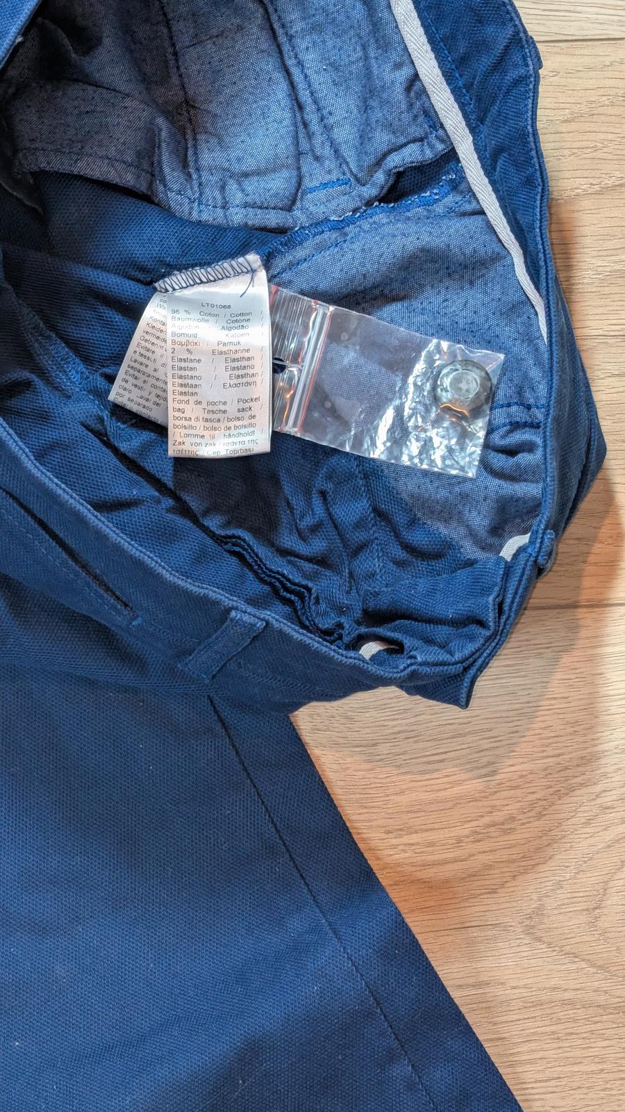 Lacoste Men's Slim Fit Chinos Trousers - Navy - Size 38 / 30W 32L