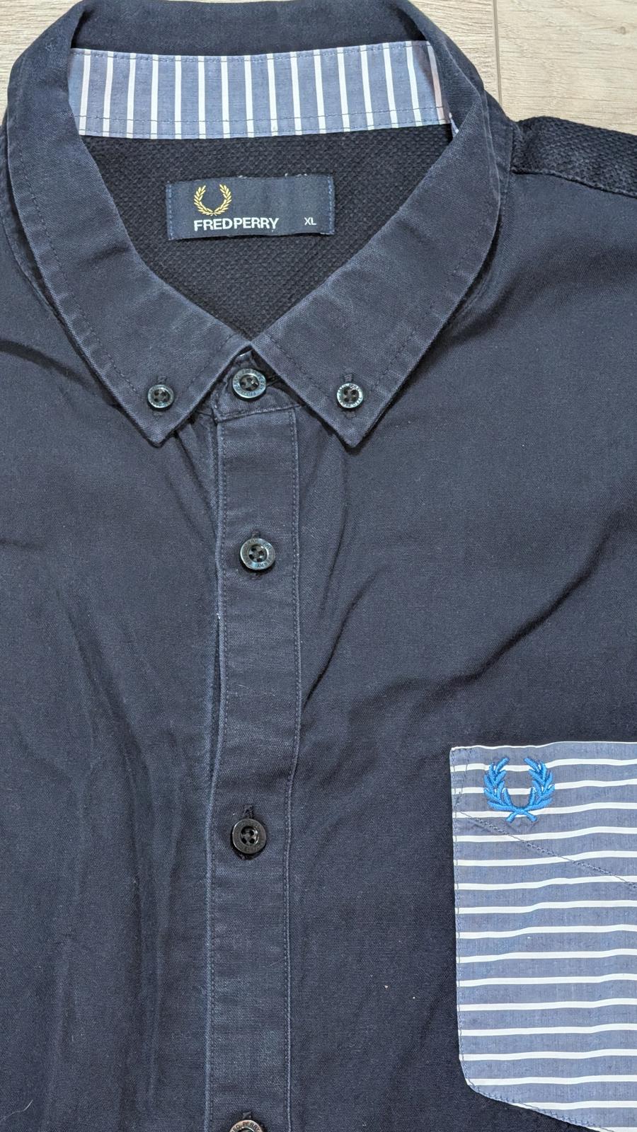 Fred Perry Men's Shirt - Navy - Size XL