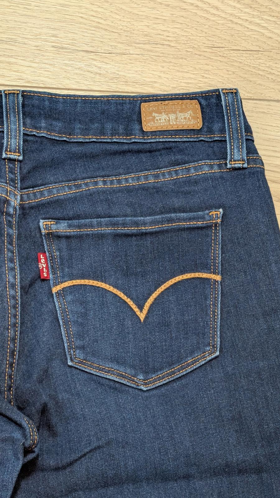 Levi's Women's Skinny Jeans - Blue - Size 26W 32L