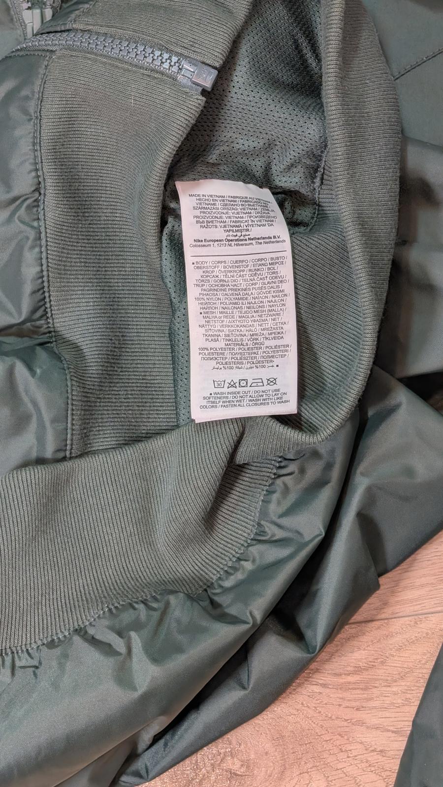 Nike Men's Loose Fit Jacket - Green - Size Small
