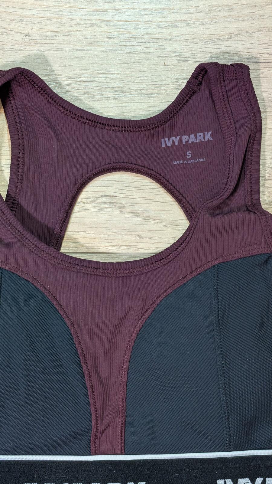 Ivy Park Women's Sports Bra - Burgundy - Size Small