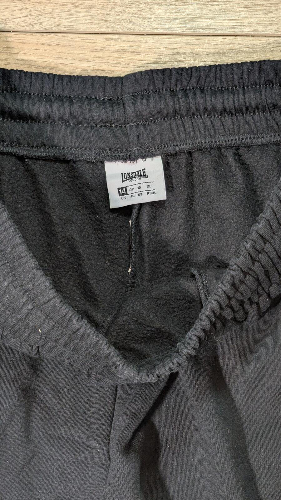 Lonsdale Women's Shorts - Black - Size 14