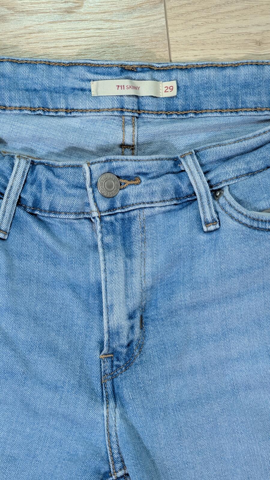 Levi's Women's 711 Skinny Jeans - Blue - Size 29W 32L