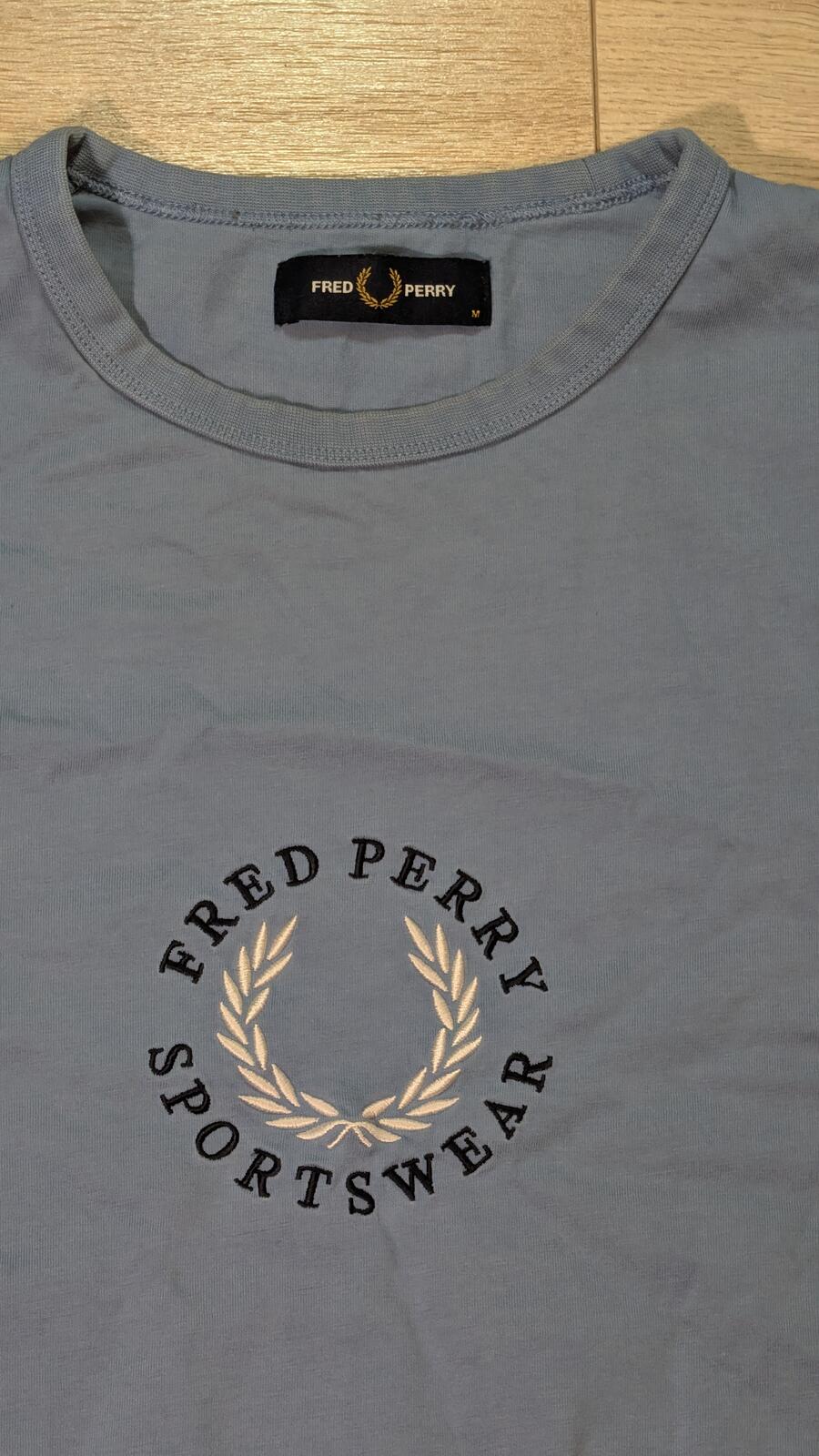 Fred Perry Men's T Shirt - Blue - Size Medium