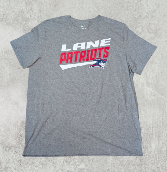 Nike Men's Lane Patriots T Shirt - Grey - Size Large