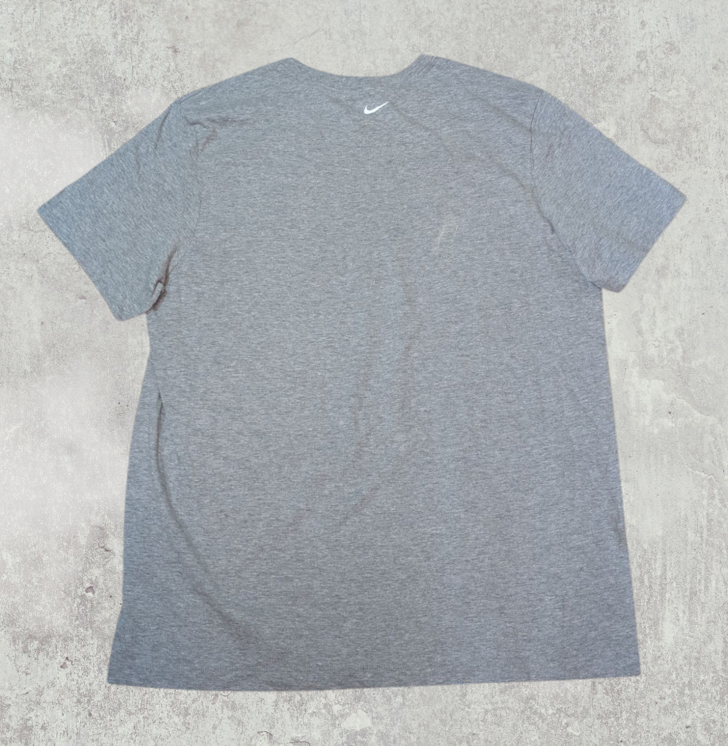 Nike Men's Lane Patriots T Shirt - Grey - Size Large