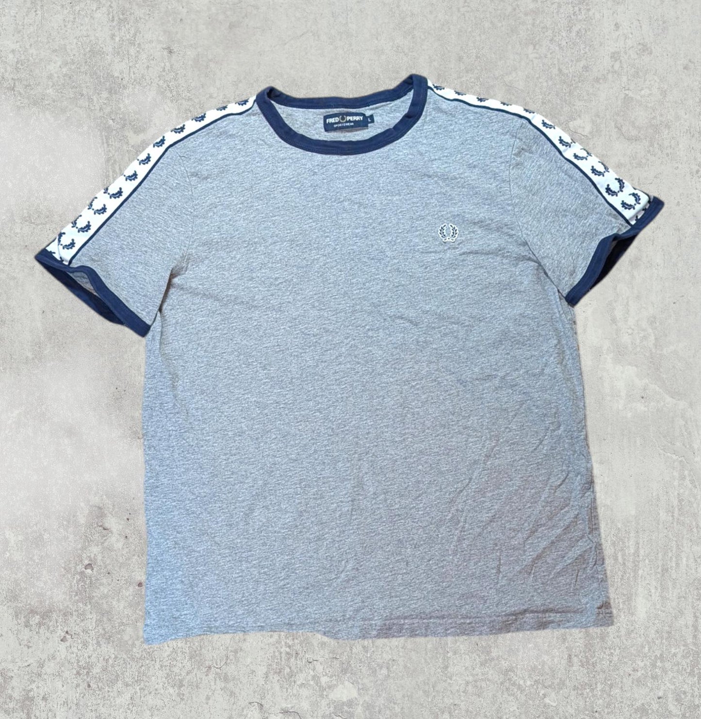Fred Perry Men's T Shirt - Grey - Size Large