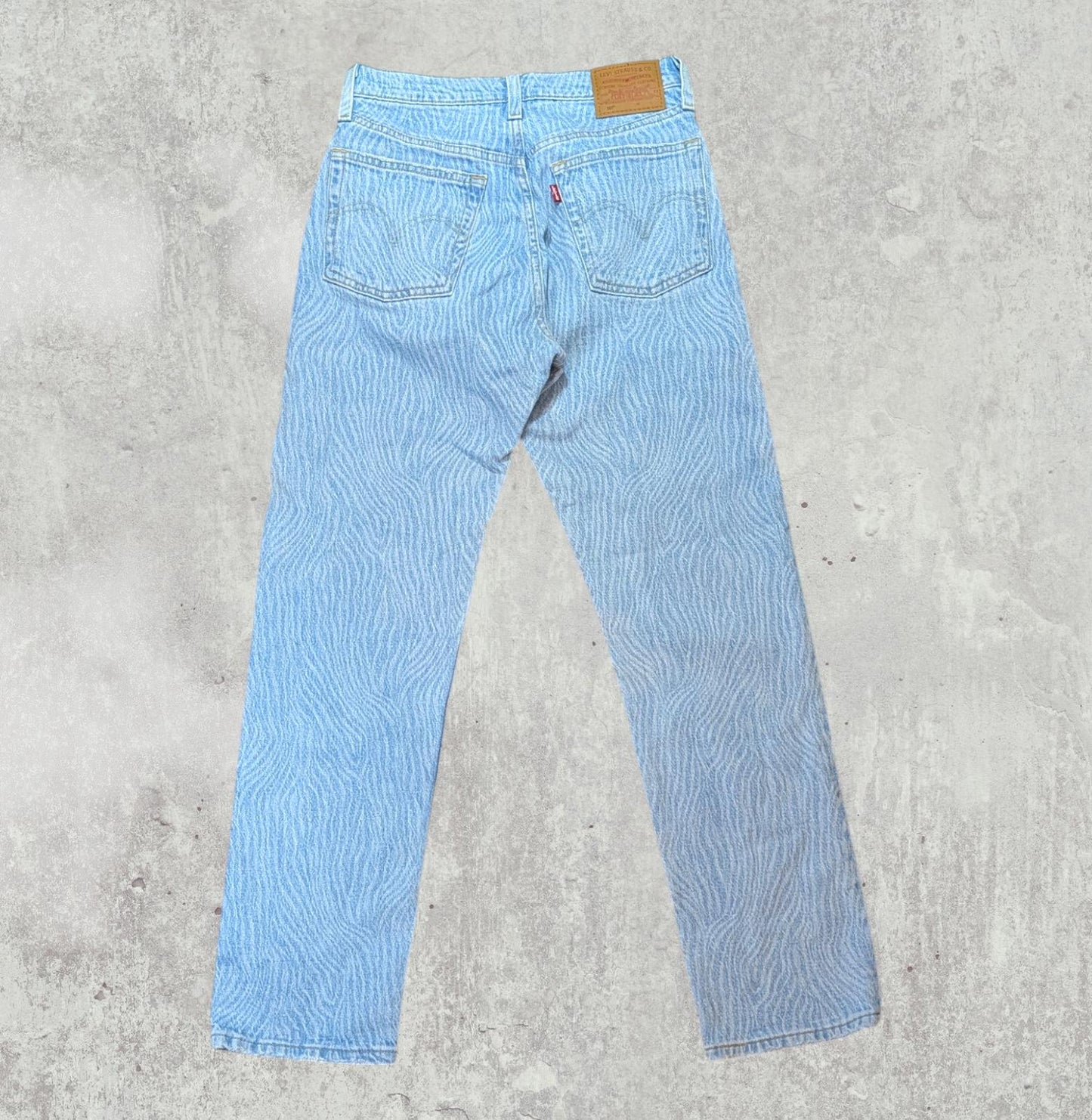 Levi's Women's 501 Straight Jeans - Blue - Size 25W 28L