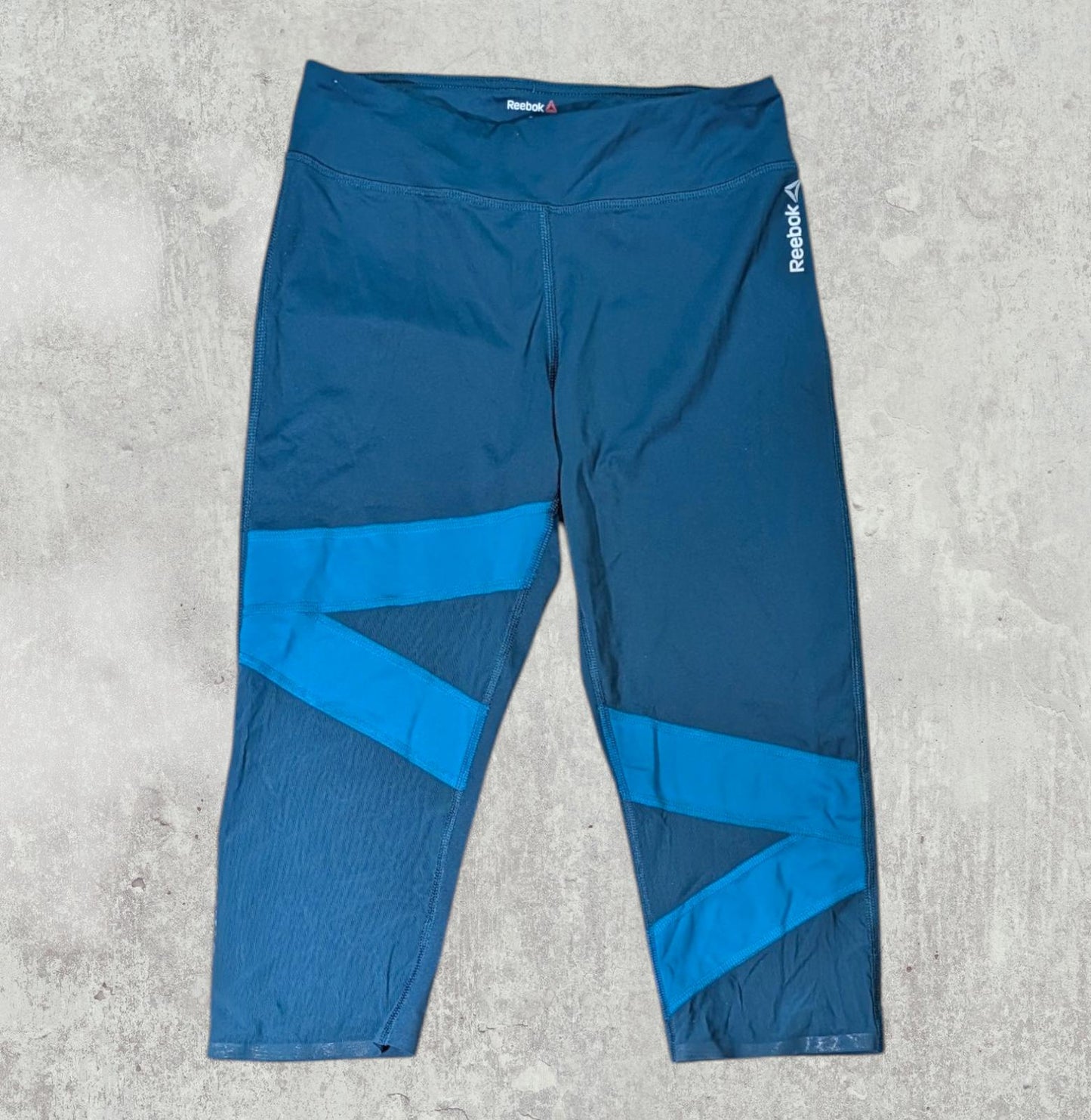 Reebok Women's Speedwick Gym 3/4 Leggings - Green - Size Small 8-10